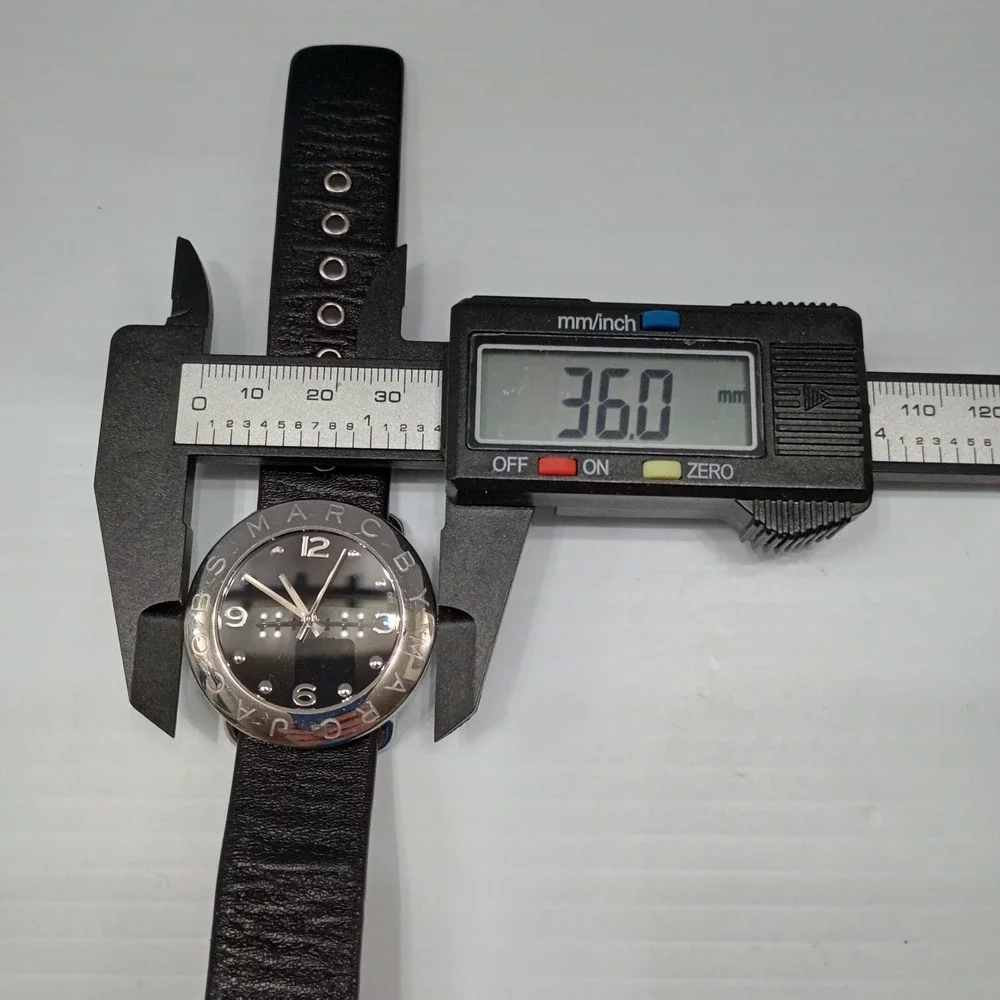 Marc by Marc Jacobs MBM1110 Stainless Steel Black Dial Watch New Battery